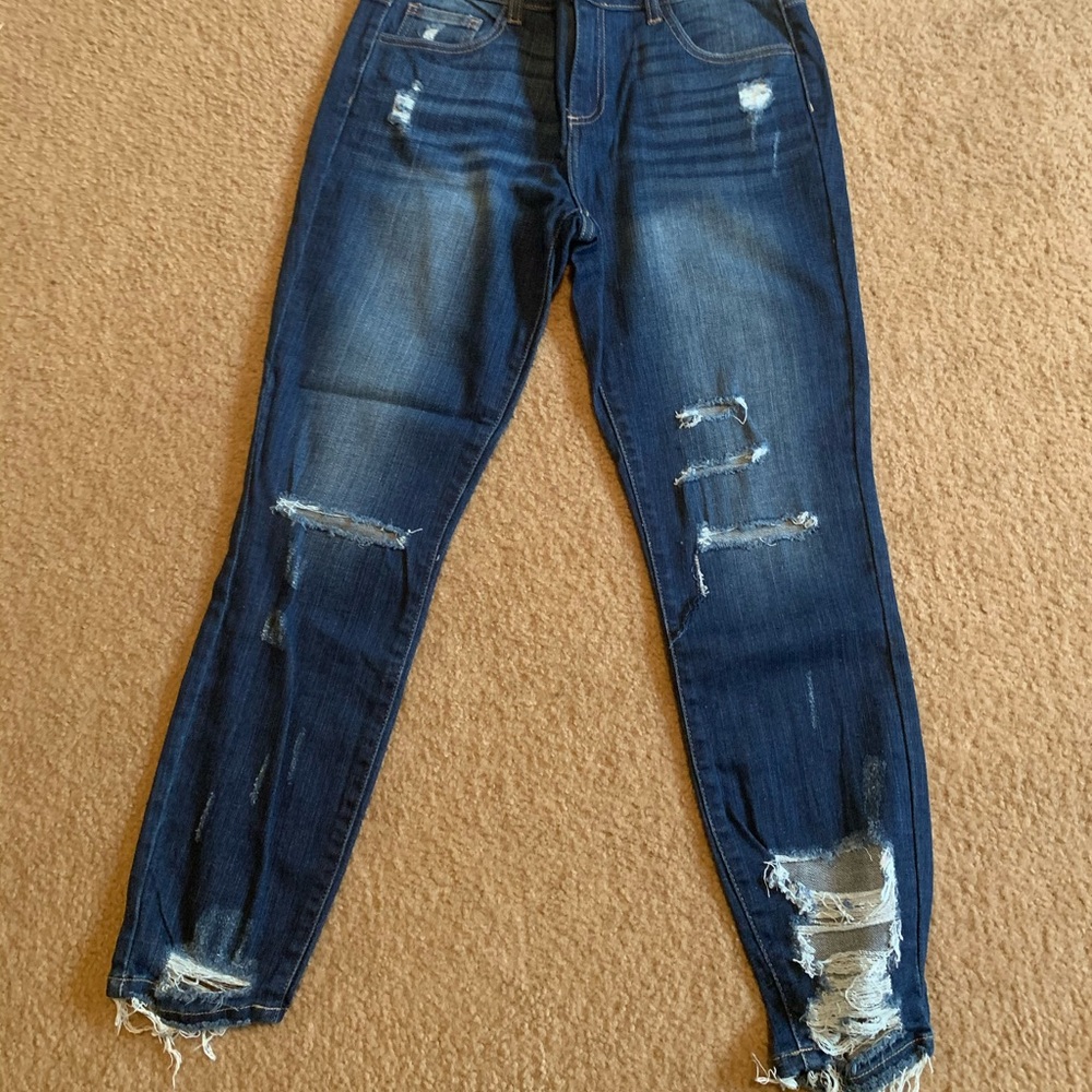 NWOT Cello Size 9 Jeans